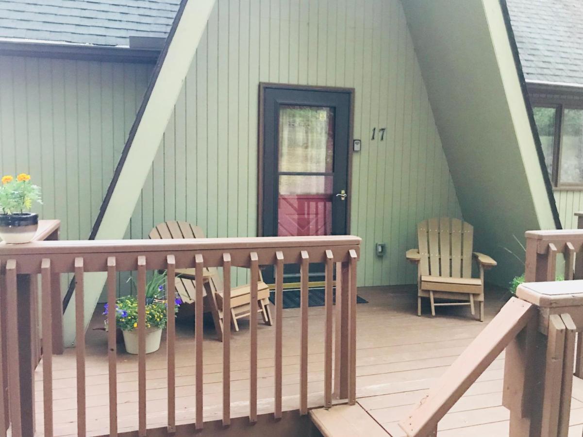 Pocono Mountain View Lake House In Lake Harmony Exterior photo